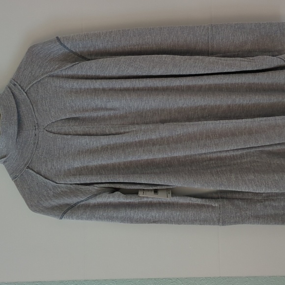 Free People split back turtleneck thermal Boho light grey tunic top - Picture 8 of 9